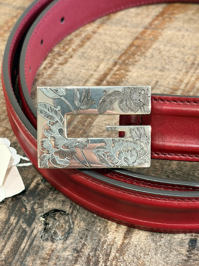 5389 - Gucci Memorable Floral Engraved G Buckle Leather Belt - Size 110/44 - New