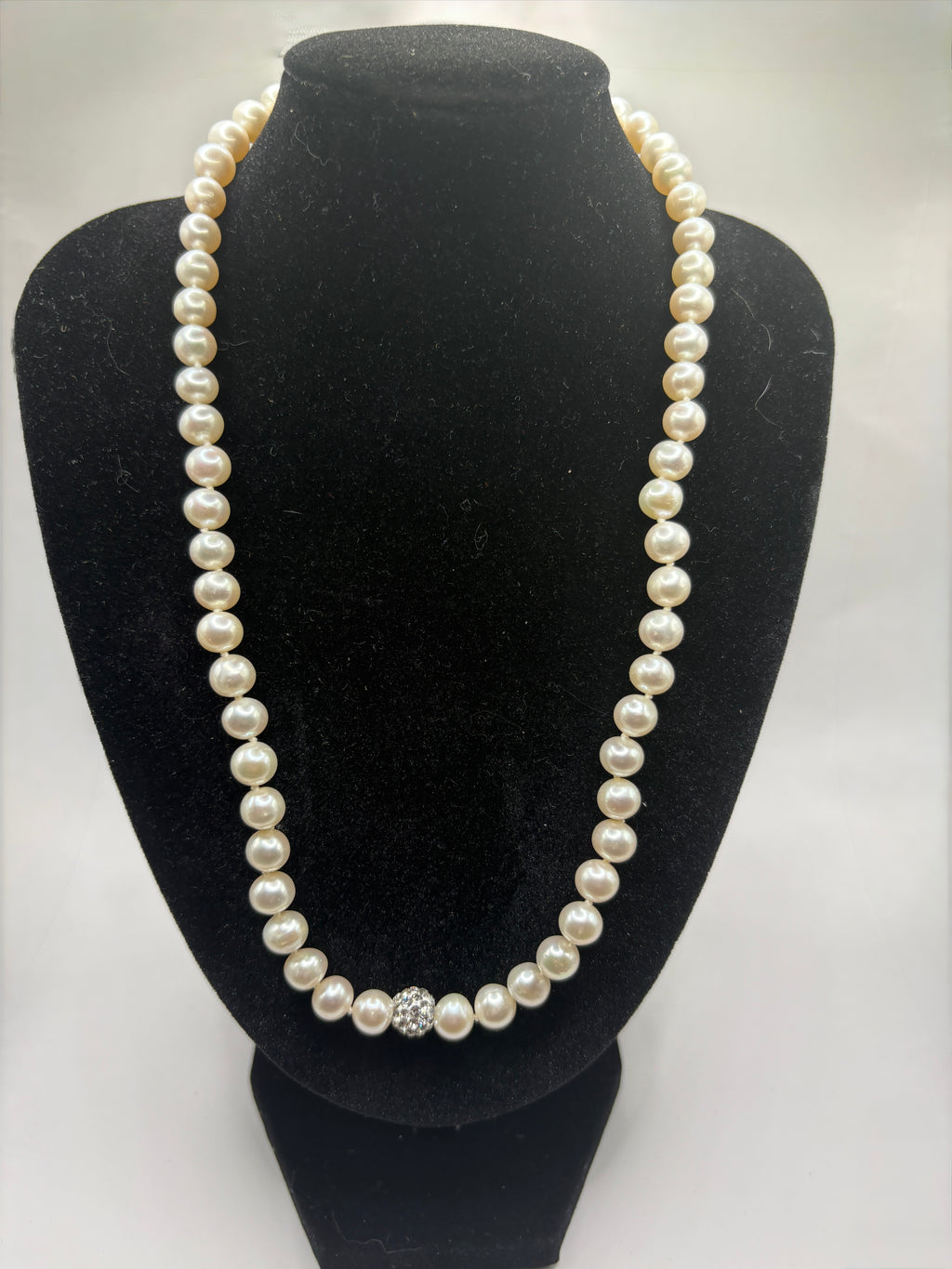 Genuine Hand-knotted Pearl Strand Necklace with Pave Crystal Accent Bead - NWT