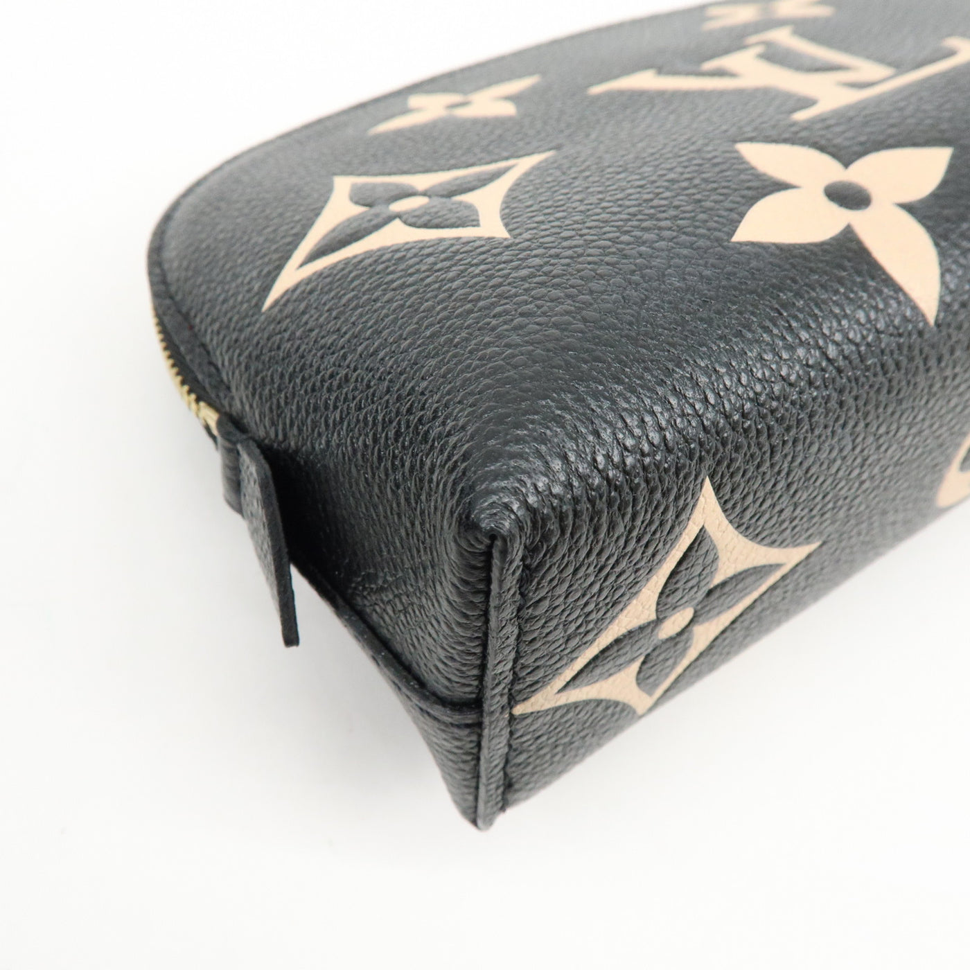 6647 - Louis Vuitton Bicolor Monogram Empreinte Cosmetic Pouch Noir M59086