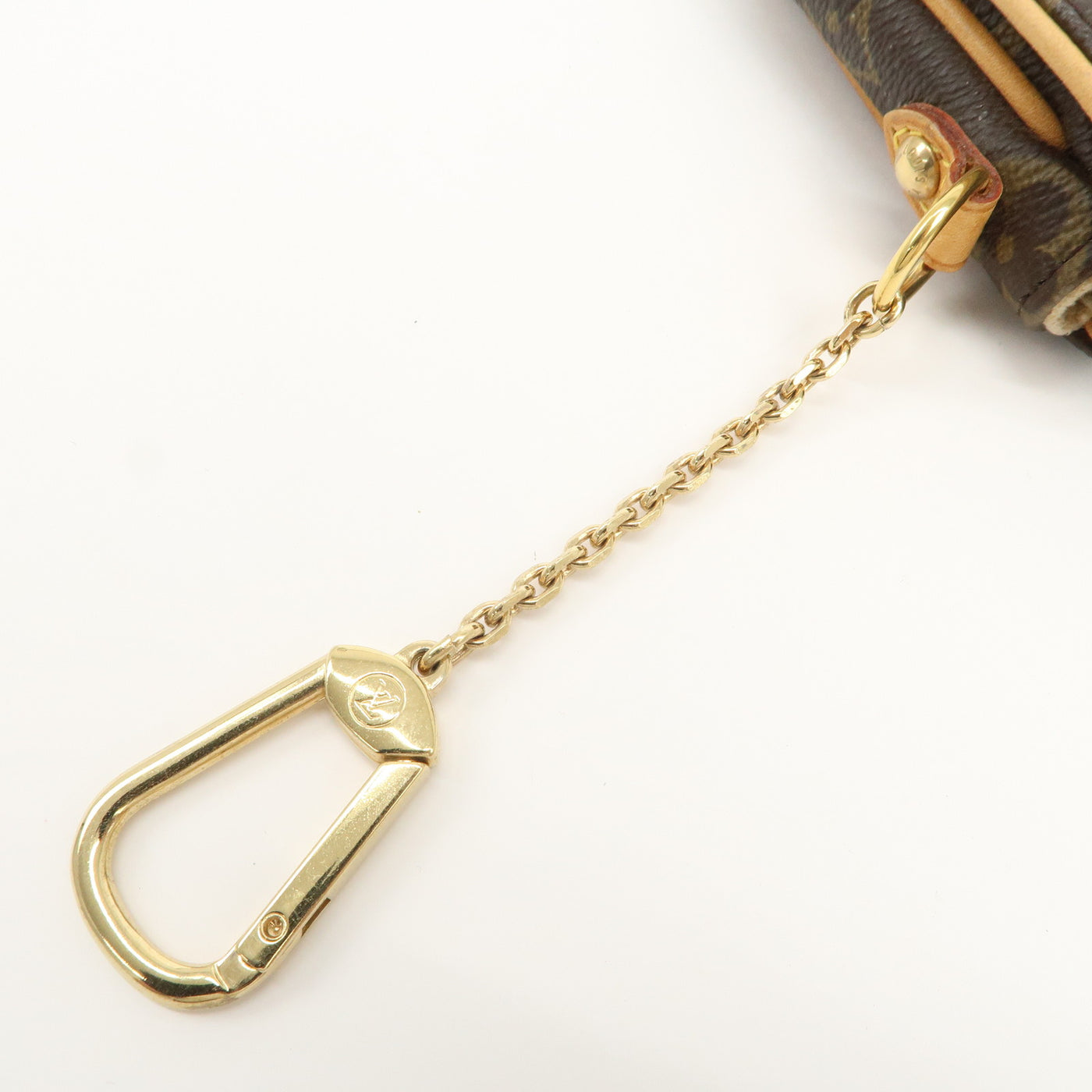 6681 - Louis Vuitton Monogram Pochette Tulum