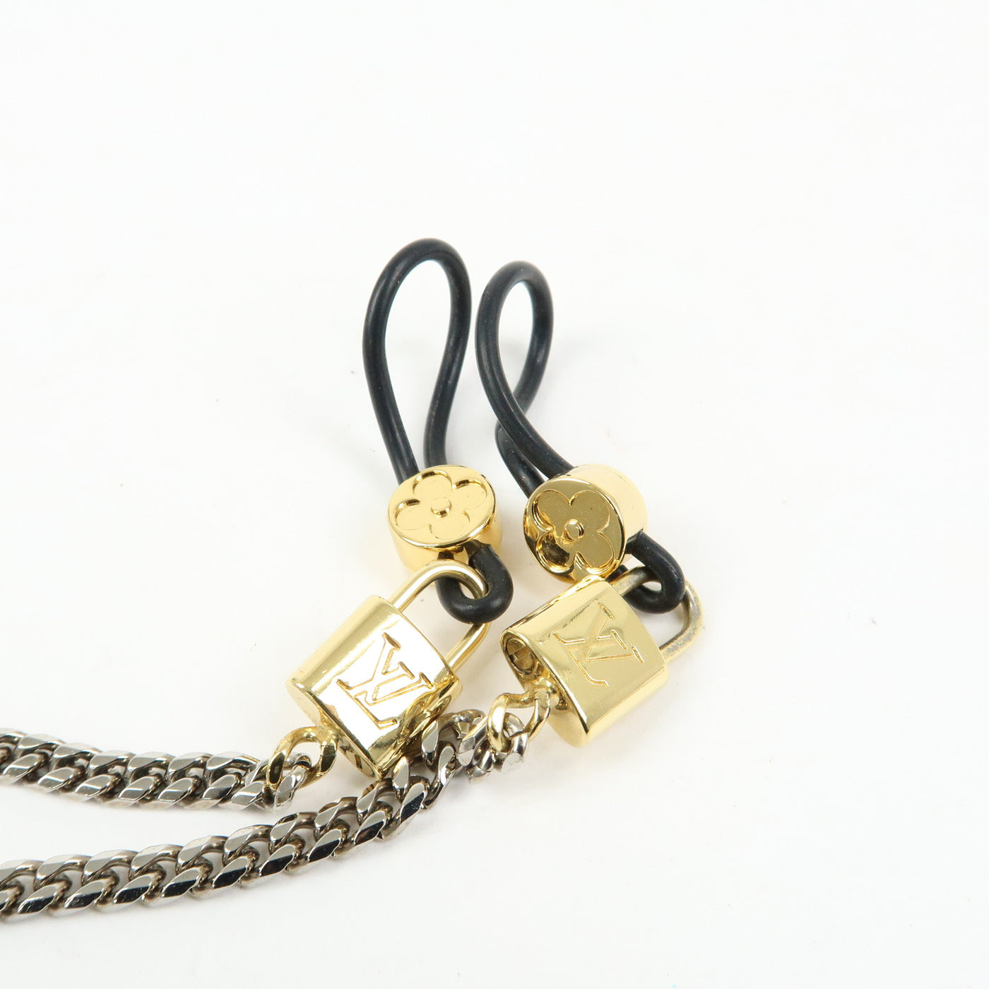 6743 - Louis Vuitton 3-In-1 Glasses Chain Necklace Bracelet