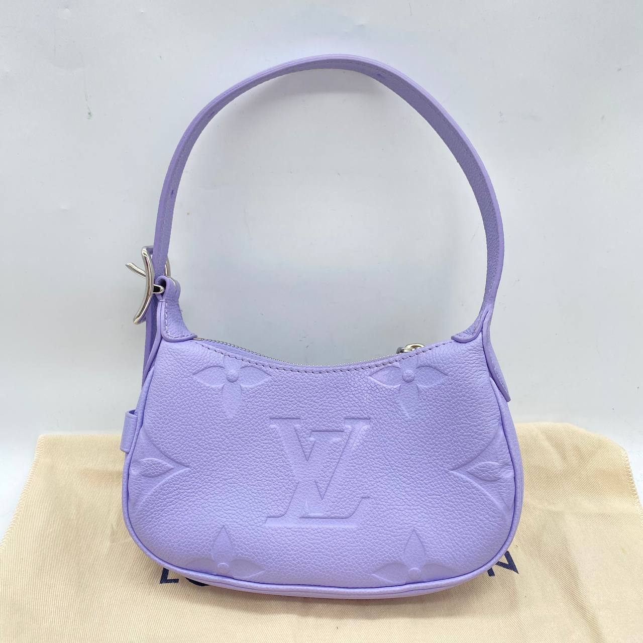 6480 - Louis Vuitton Mini Moon Purple Empriente
