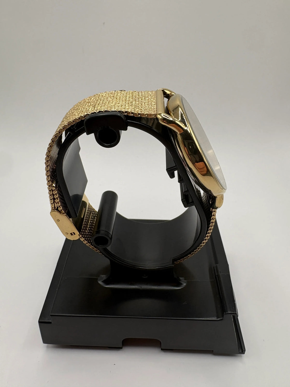 Coach Elliot Gold Glitter Dial Mesh Bracelet Watch - NWOT - Image 2