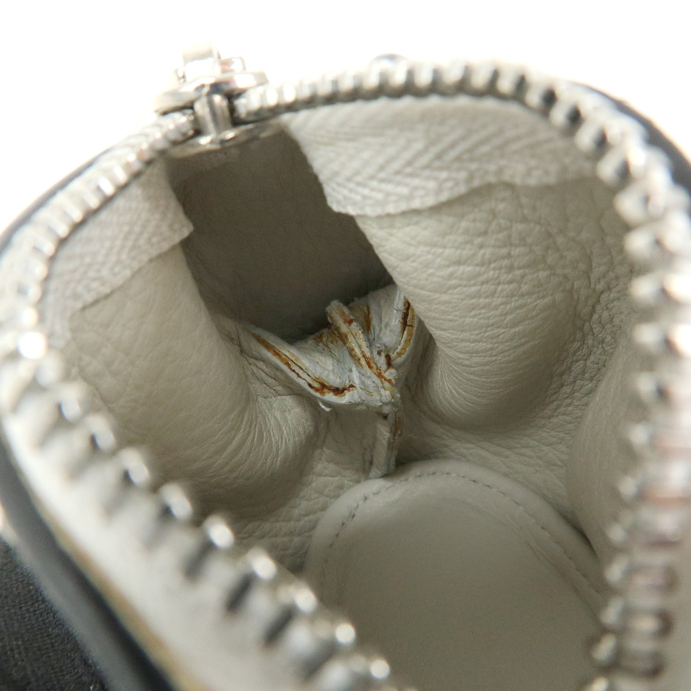 6690 - Loewe Calf Leather Elephant Coin Purse White