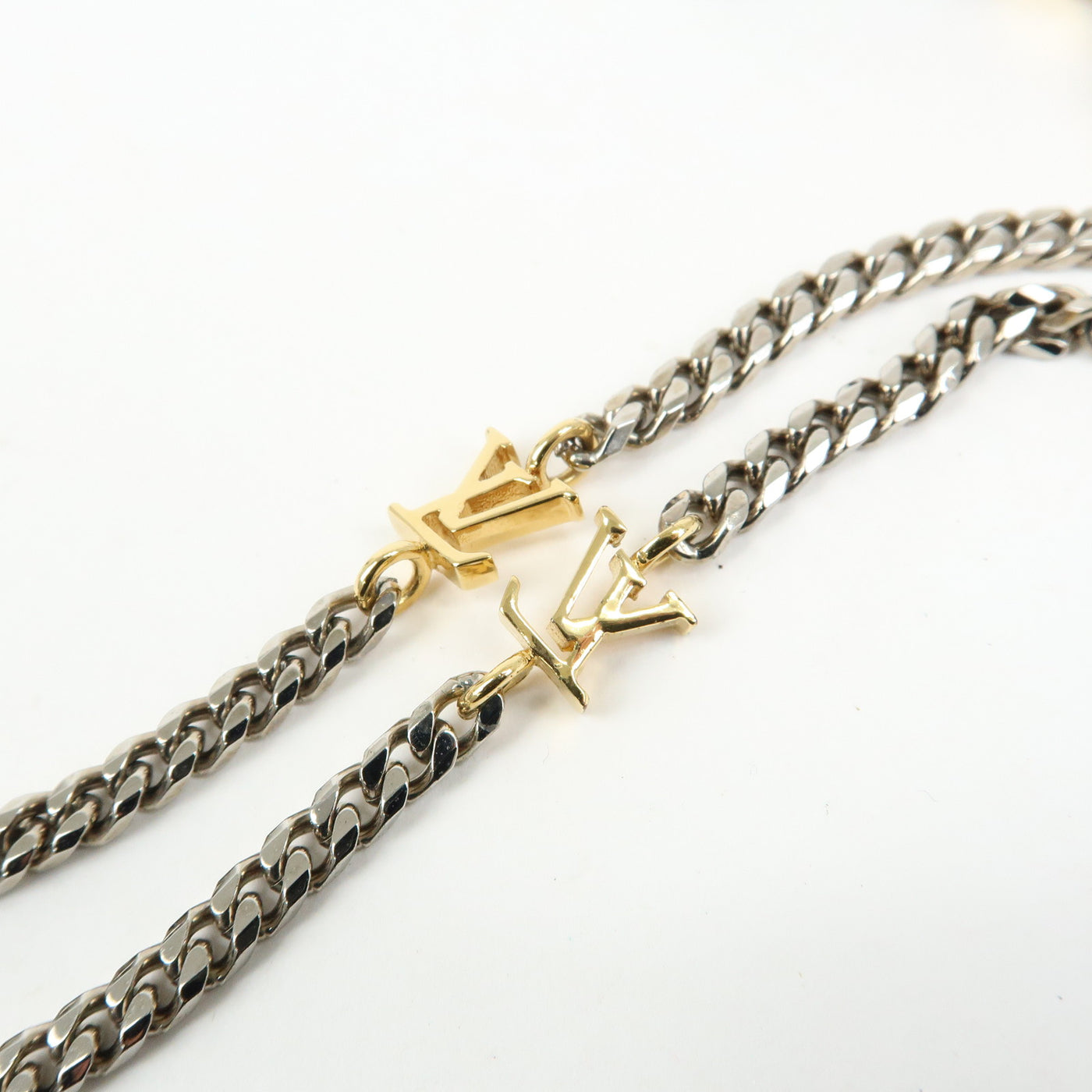 6743 - Louis Vuitton 3-In-1 Glasses Chain Necklace Bracelet