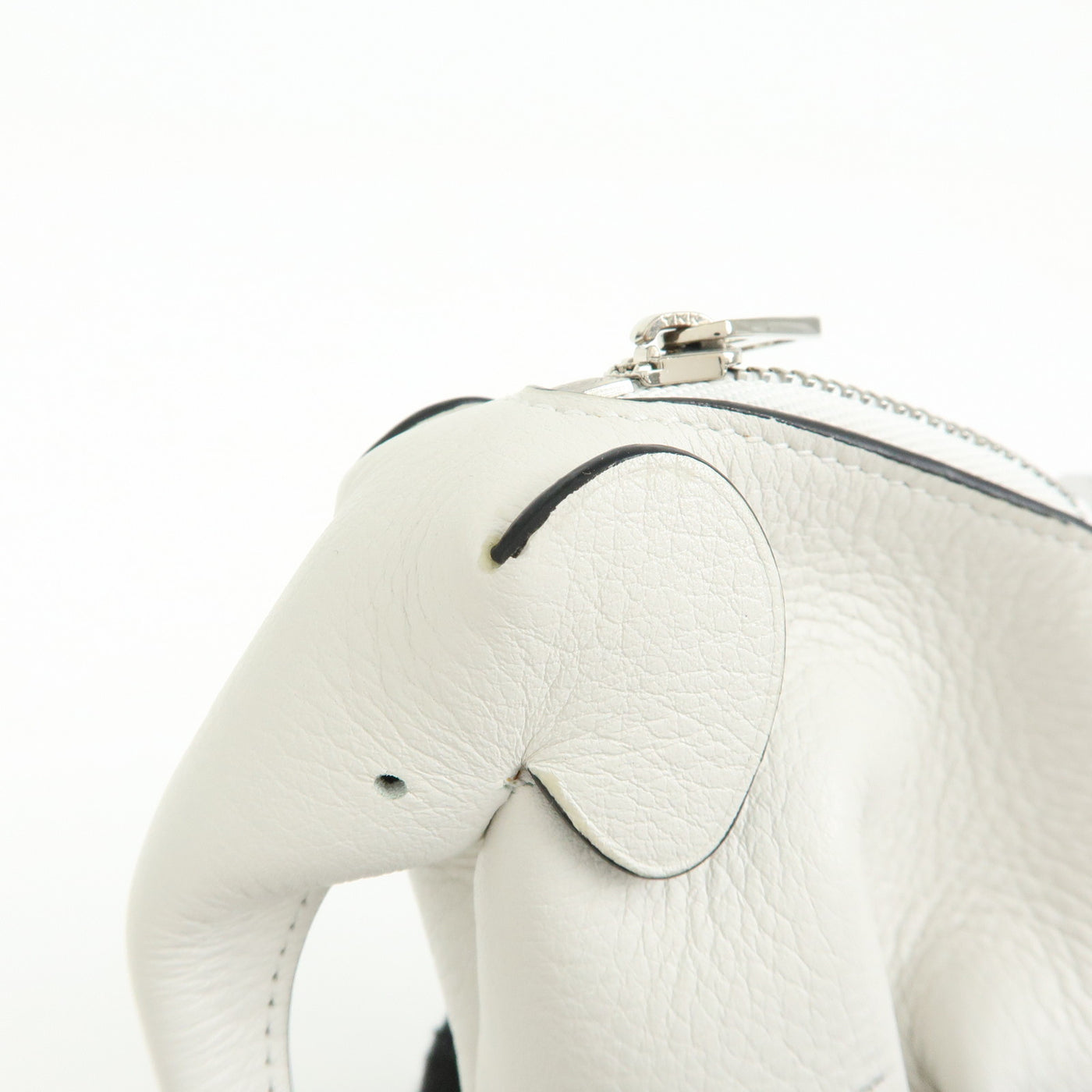 6690 - Loewe Calf Leather Elephant Coin Purse White
