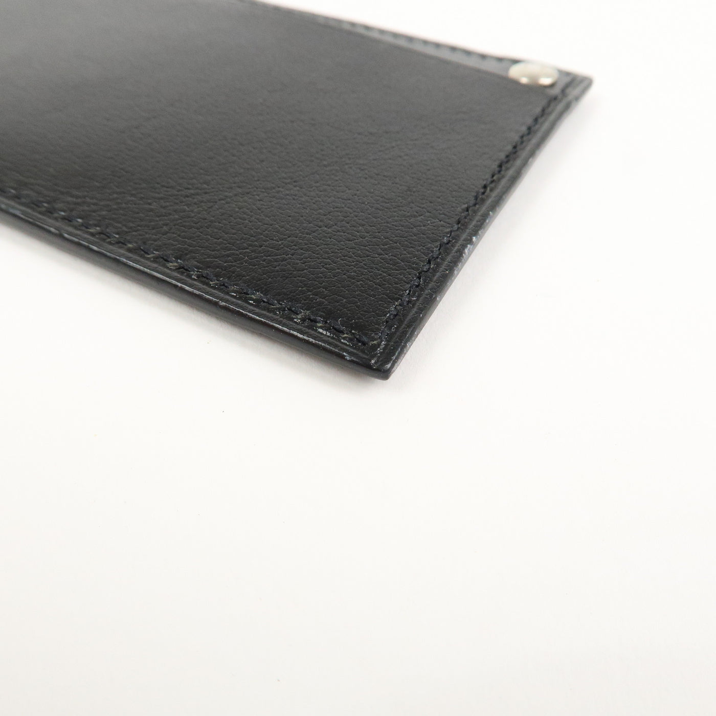 6682 - Hermes Evercalf Leather Chouchou Serie Button I Stamped Pass Case Black