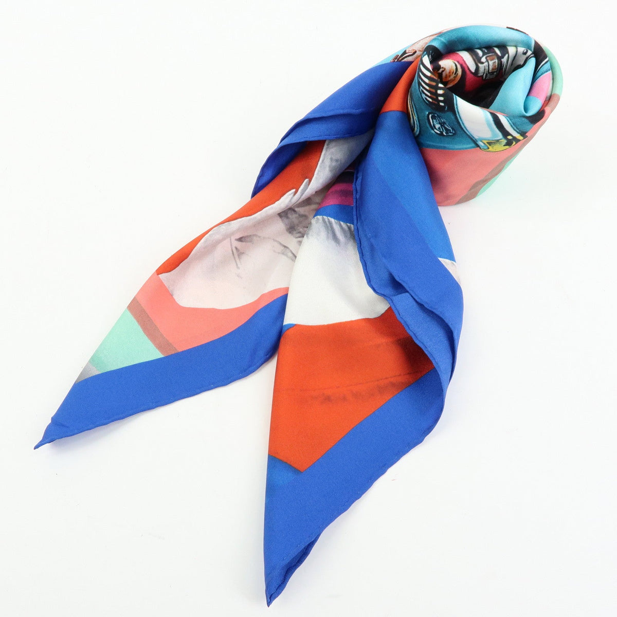 6177 - CHANEL Silk 100% Scarf Classic Car Print