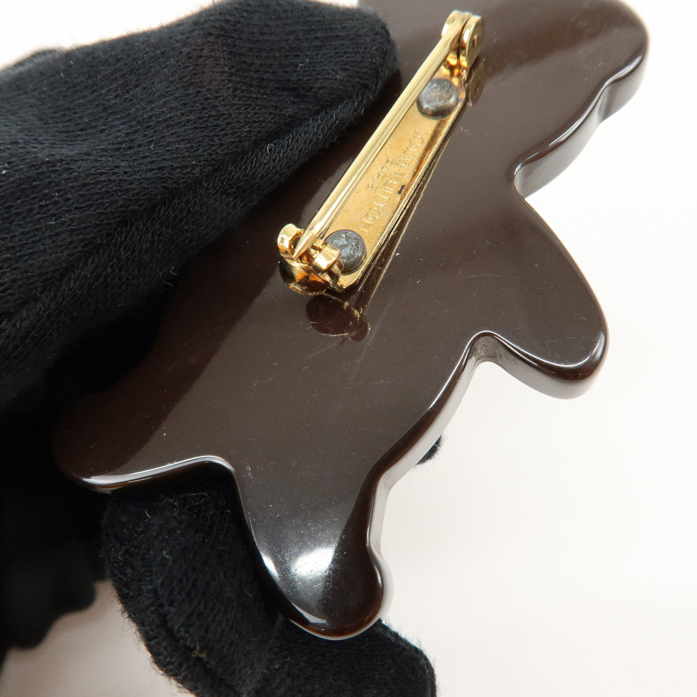6696 - Louis Vuitton Monogram Damier Plastic Brooch Teddy Bear