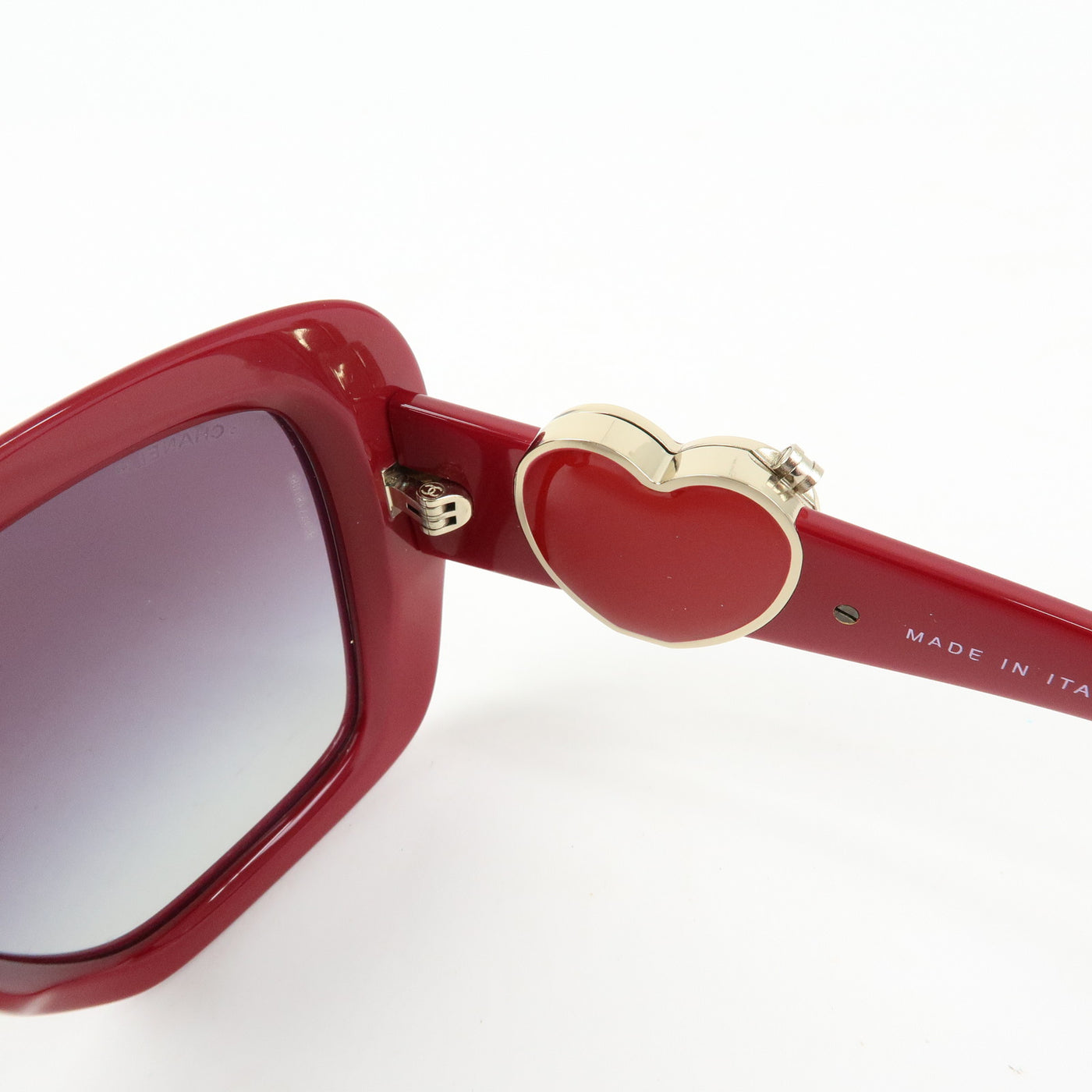 6742 - Chanel Chanel Coco Mark Heart Sunglasses