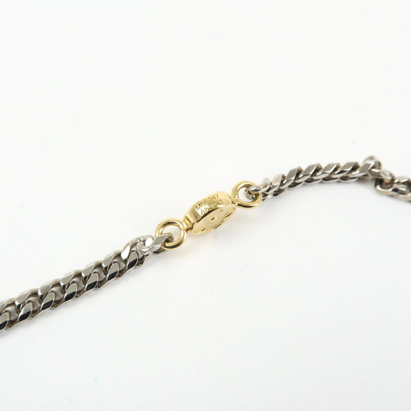 6743 - Louis Vuitton 3-In-1 Glasses Chain Necklace Bracelet