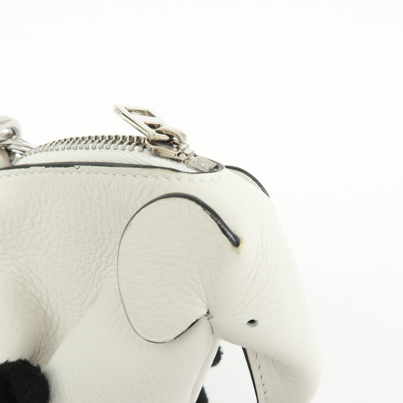 6690 - Loewe Calf Leather Elephant Coin Purse White
