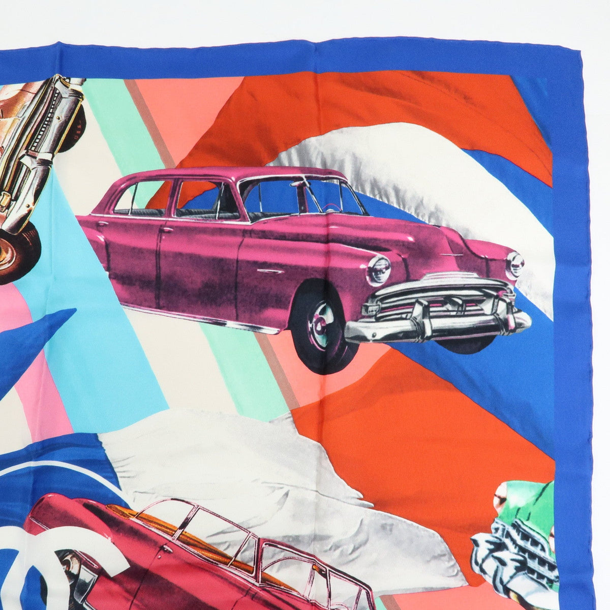 6177 - CHANEL Silk 100% Scarf Classic Car Print