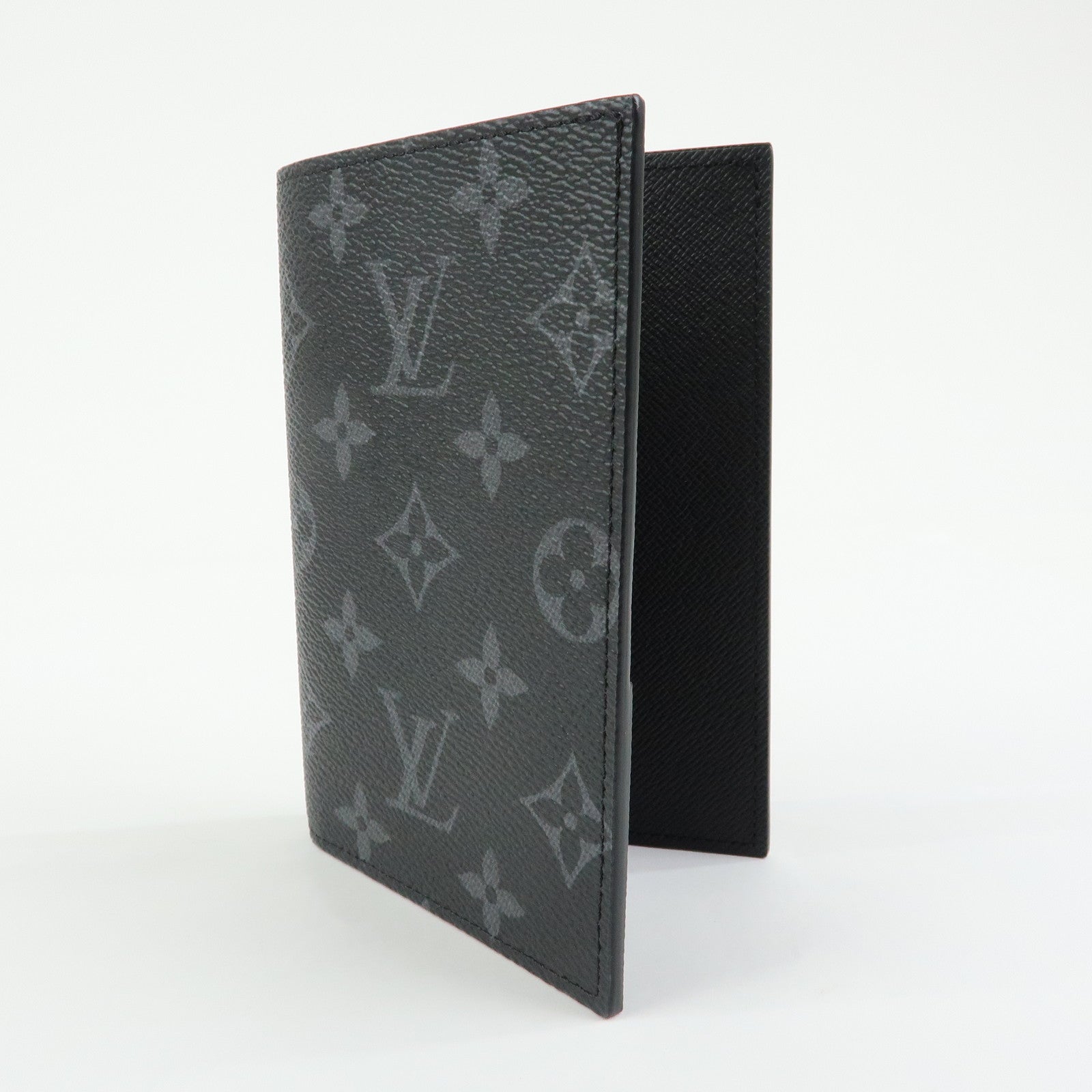 6687 - Louis Vuitton Monogram Eclipse Coverture De Passeport