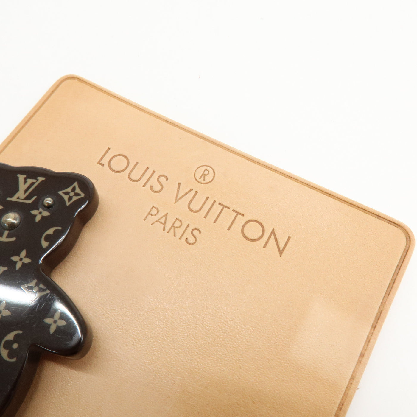 6696 - Louis Vuitton Monogram Damier Plastic Brooch Teddy Bear