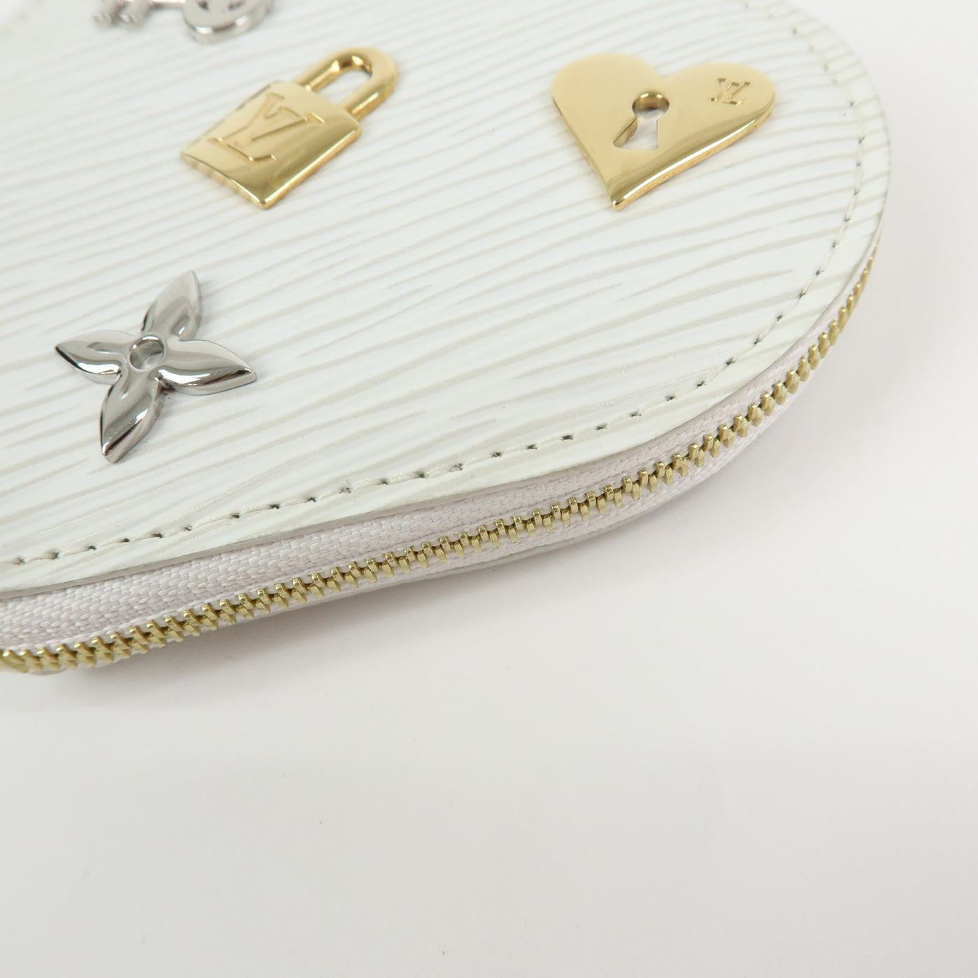 6543 Louis Vuitton Epi Love Lock Porte Monnaie Coeur Coin Case