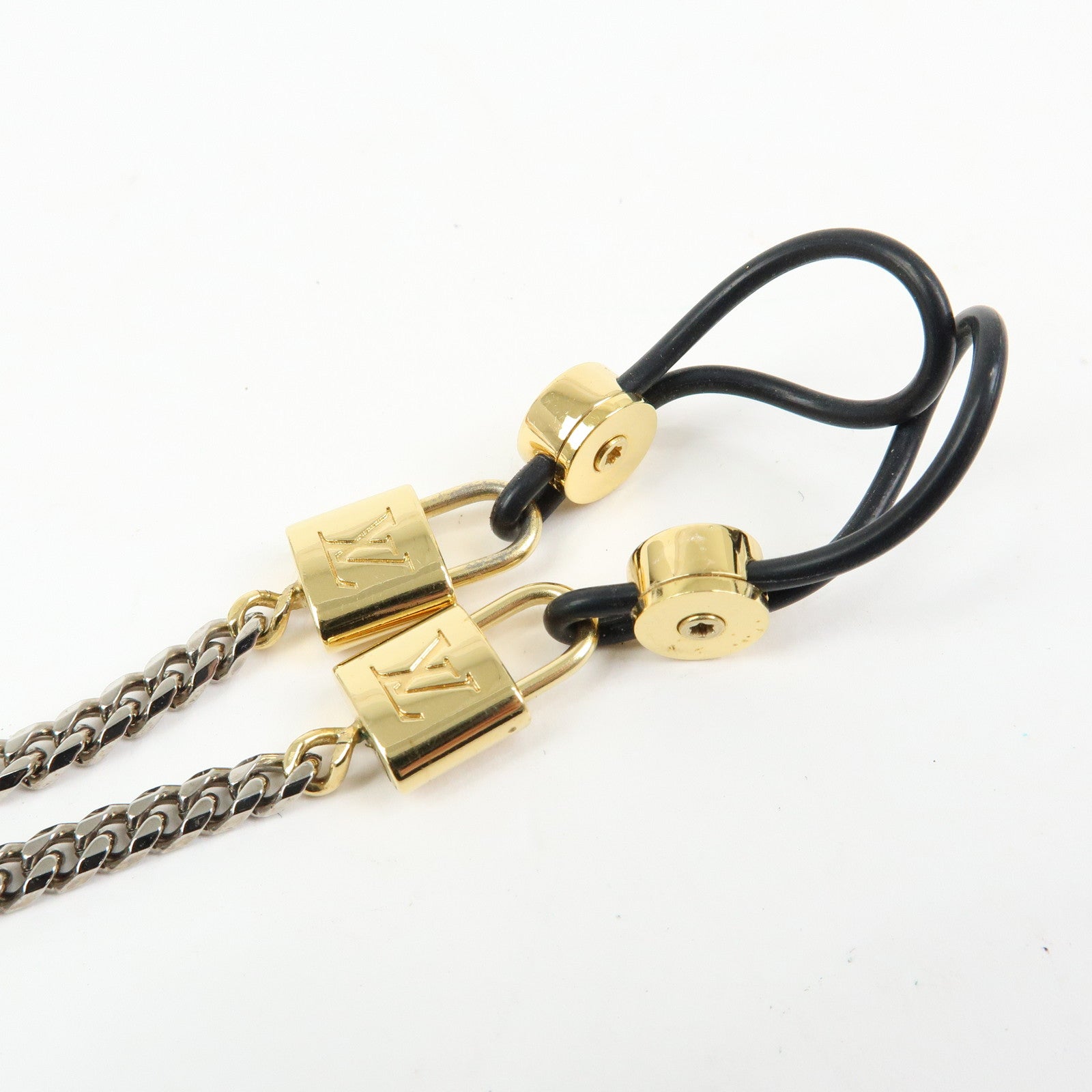 6743 - Louis Vuitton 3-In-1 Glasses Chain Necklace Bracelet