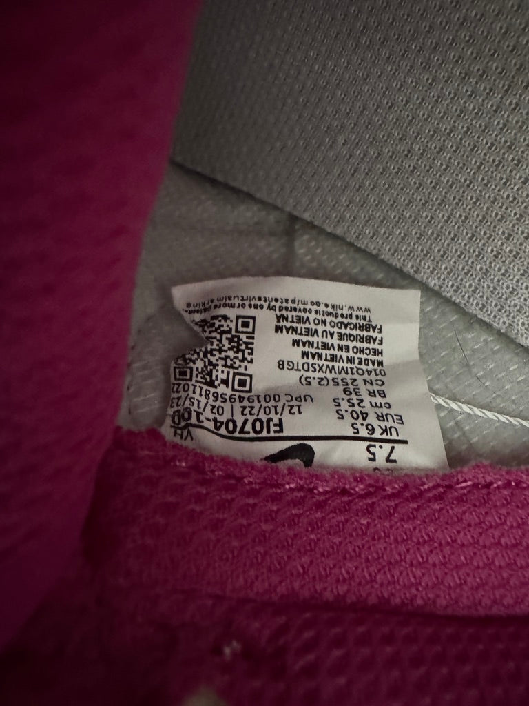 Nike Womens Dunk Low Pink White Sneakers - Size W 7.5