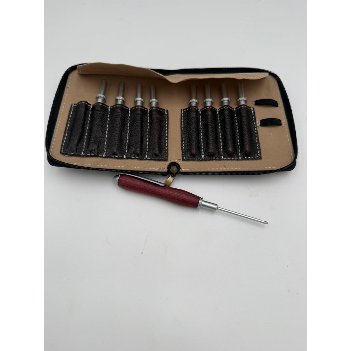 Hand Turned Crochet Hook Set, 9 Sizes, Interchangeable Handle, Leather Case, SKU 1554 1555