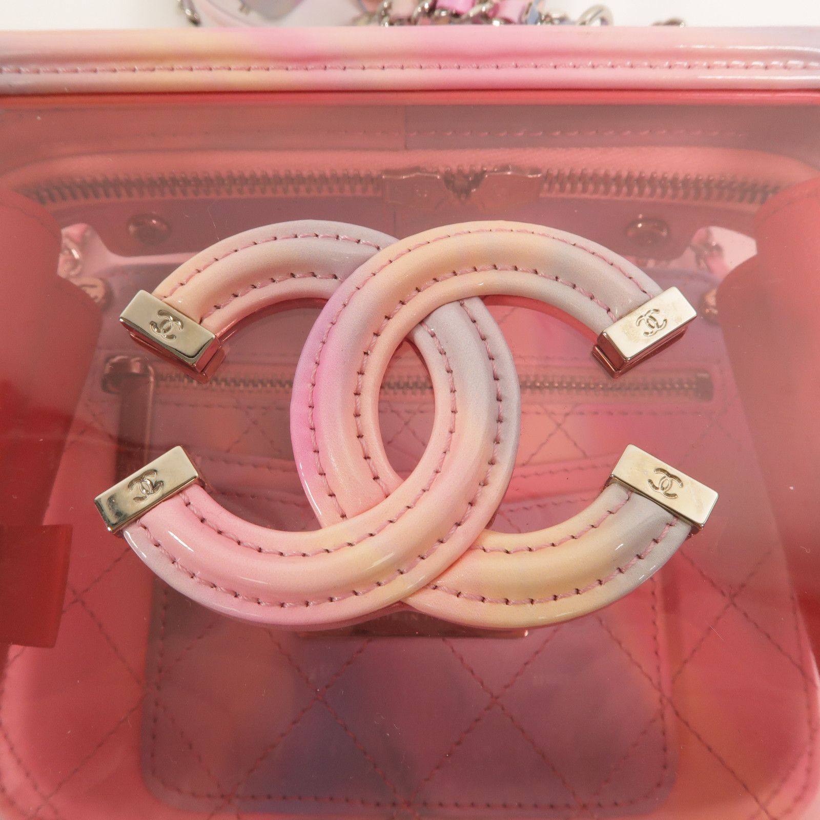 6938 - Chanel Pvc Patent Lambskin Small CC Vanity Case Pink
