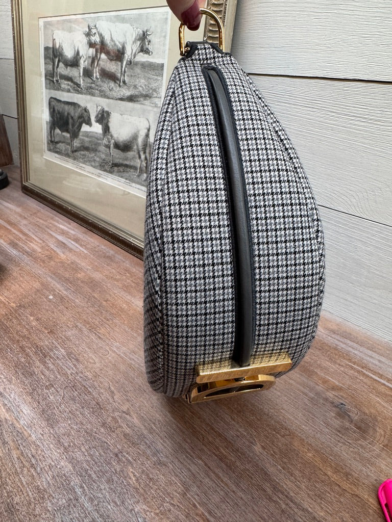 7485 - Fendi Fendigraphy Small Hobo Bag