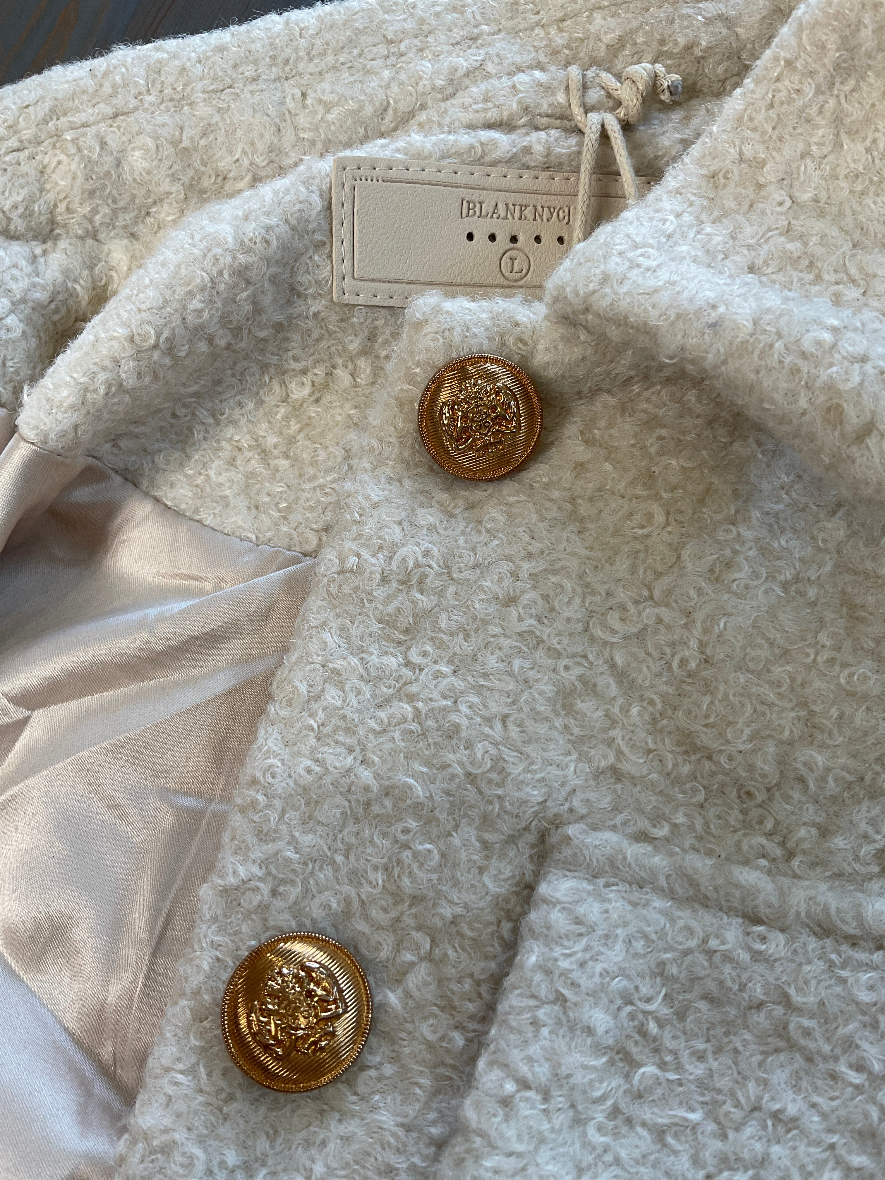 BLANKNYC Bouclé Crop Shacket Beige - NWT (Retail $148) - Size L