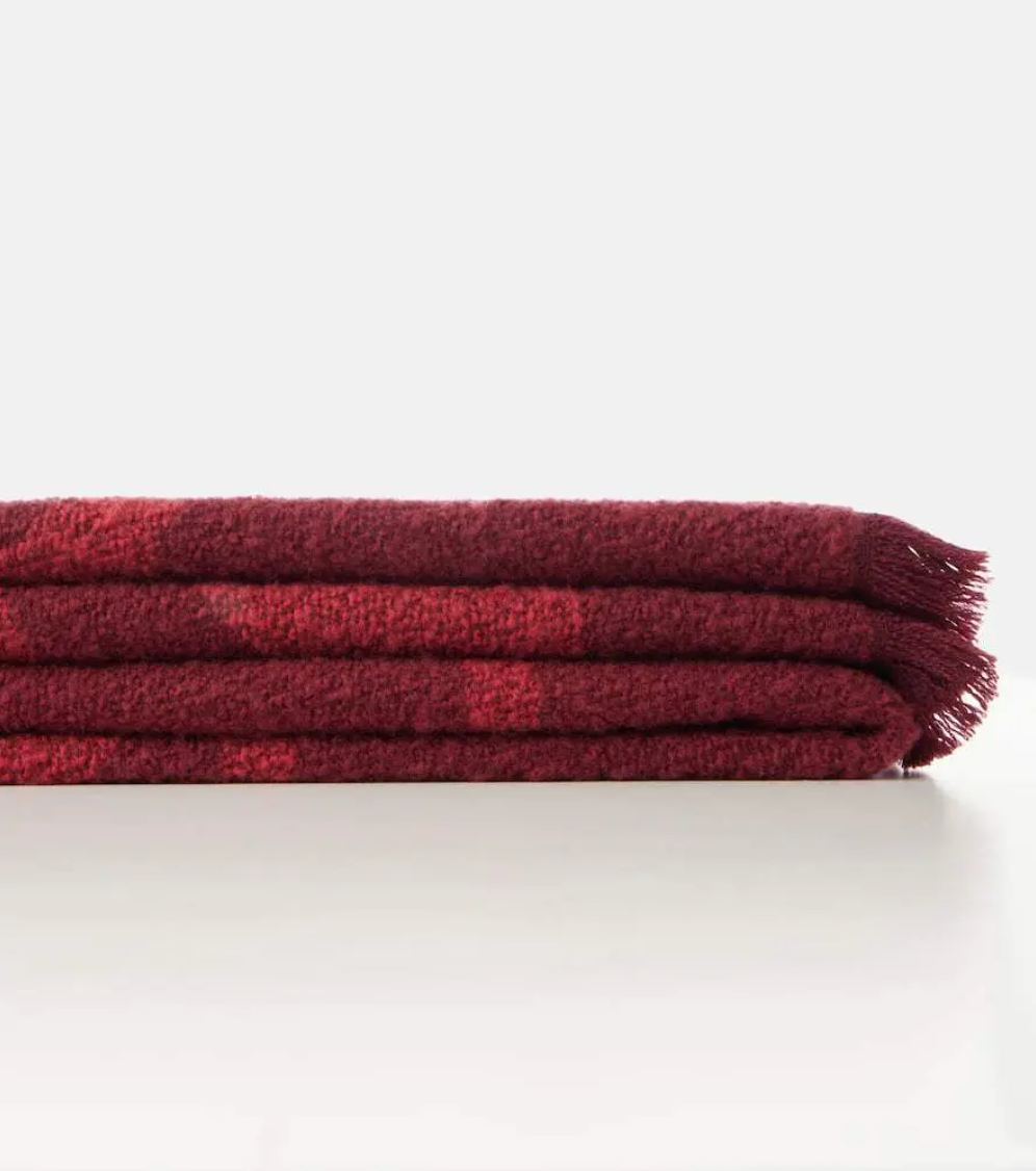 6933 - Gucci Maxi Wool-blend Bouclé Blanket - NWT