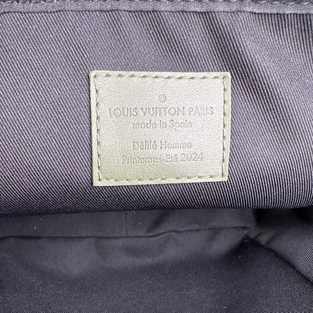 Louis Vuitton Damoflauge Quest Messenger Bag | EUC | $3400 Retail