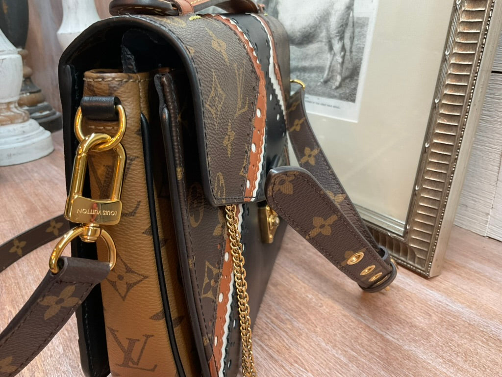 Louis Vuitton Metis Pochette Brogue Reverse Monogram Shoulder Bag Black
