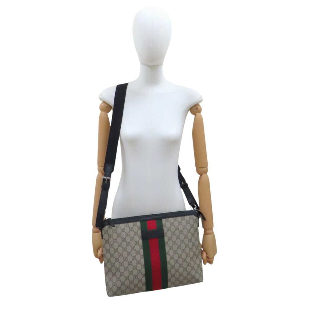 Gucci Supreme Canvas Messenger Olive