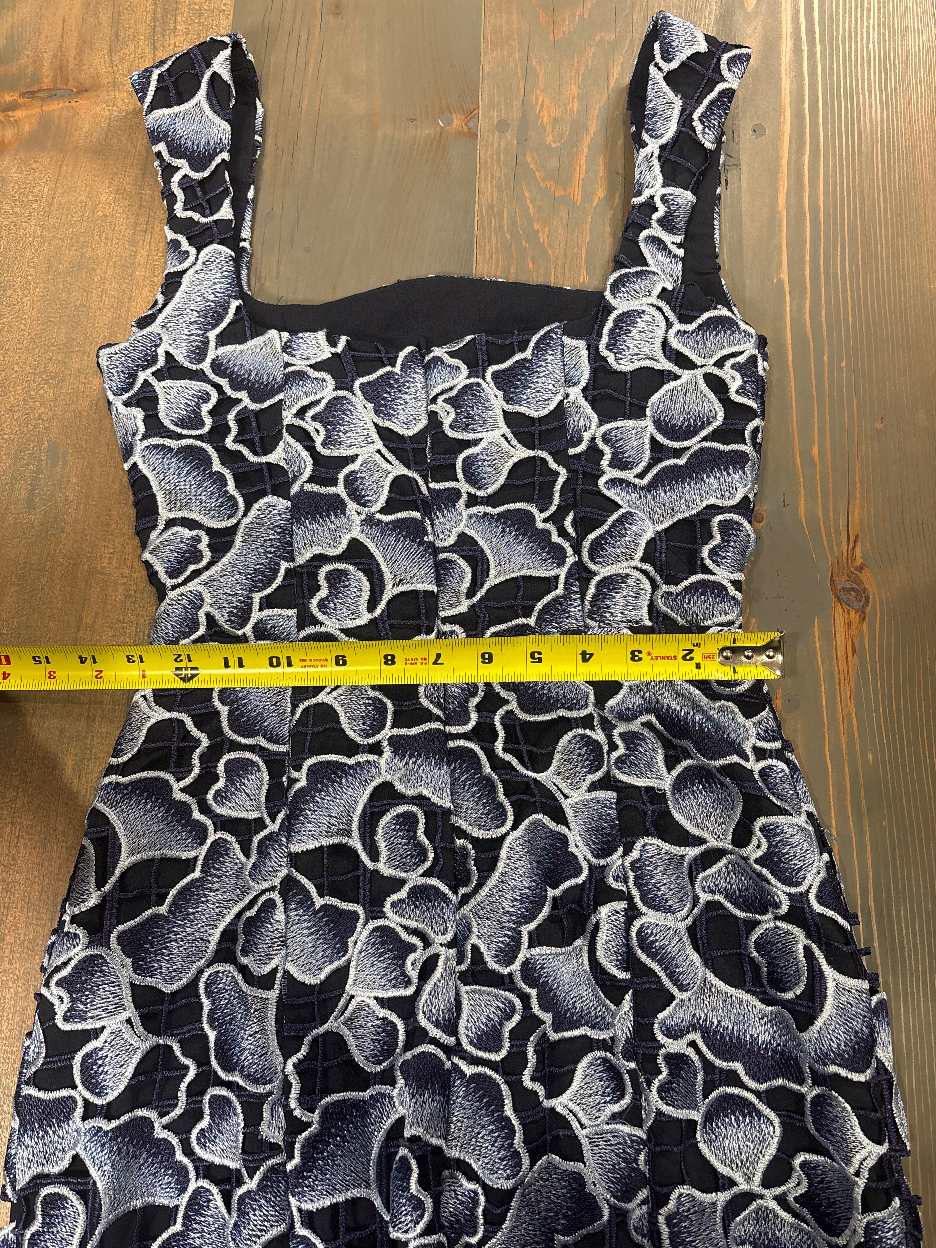 5672 - ELLIATT Mila Midi Dress Size XS - NWT - Retail $318