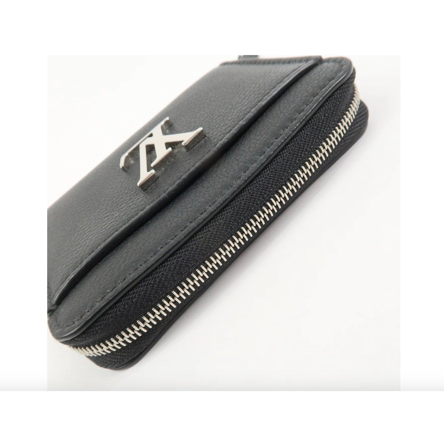 Louis Vuitton Lock Me Calf Leather Coin Case Coin Purse