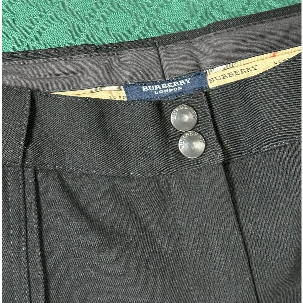 Burberry Wool Lined Black Trousers Women’s Size 6 Excellent