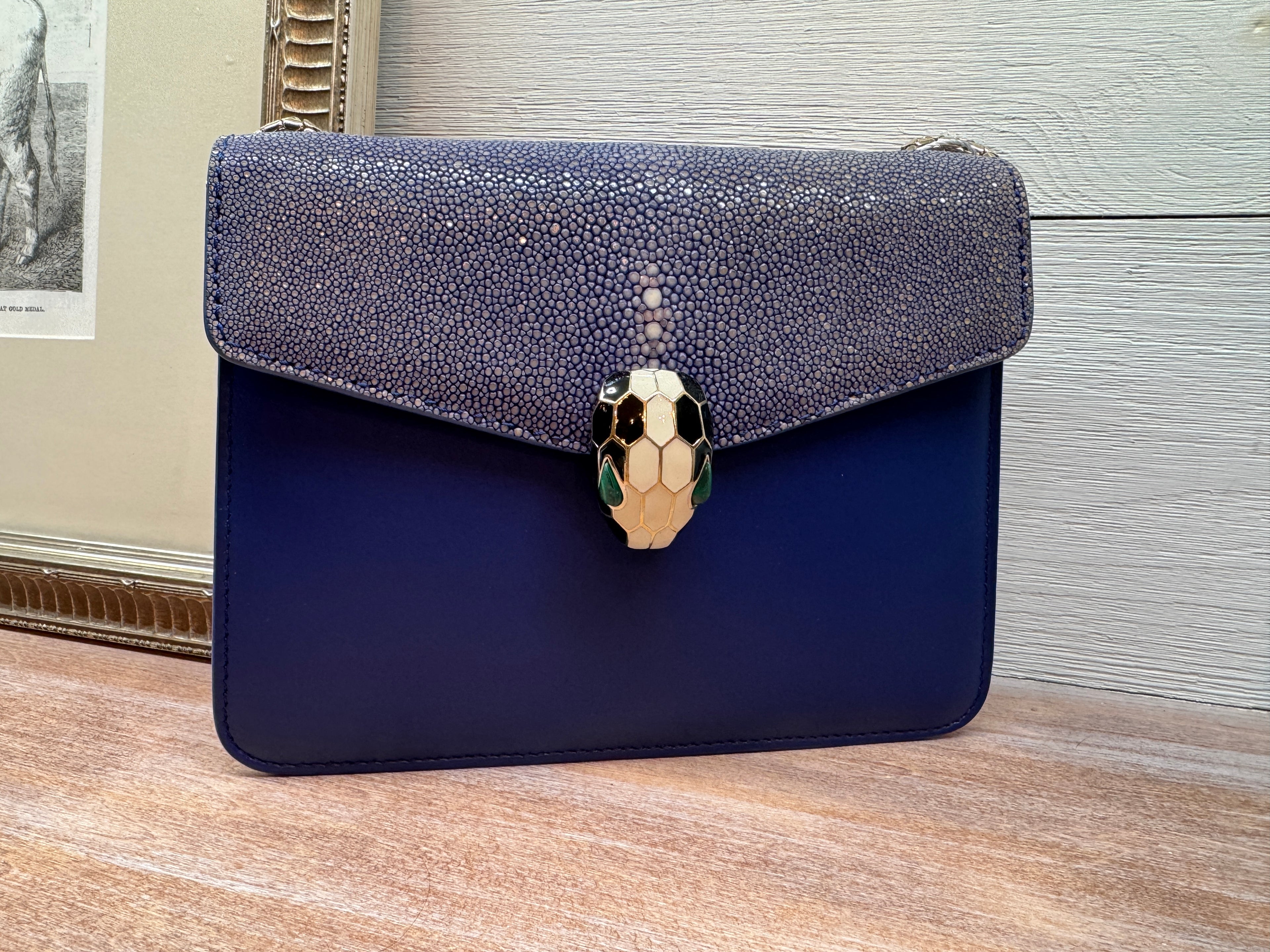 6944 - Bvlgari Serpenti Forever Small Shoulder Bag - Stingray
