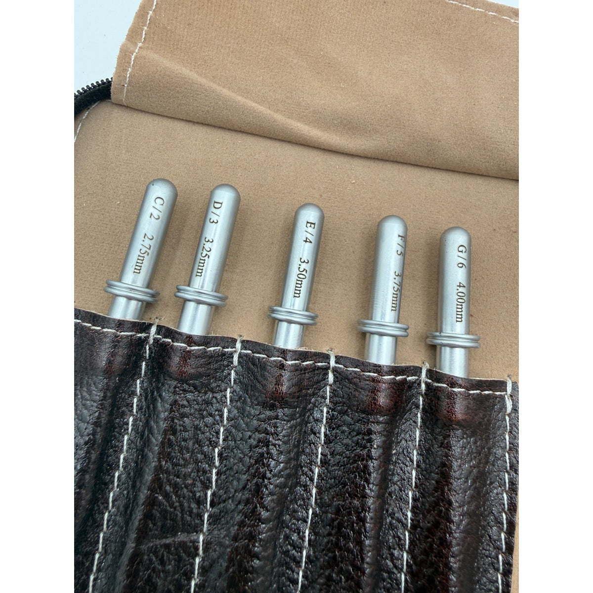 Hand Turned Crochet Hook Set, 9 Sizes, Interchangeable Handle, Leather Case, SKU 1554 1555