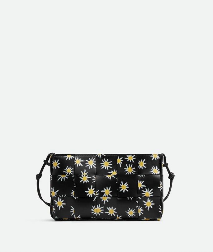 6947 - Bottega Veneta Daisy Intrecciato Cassette Pouch - NWT