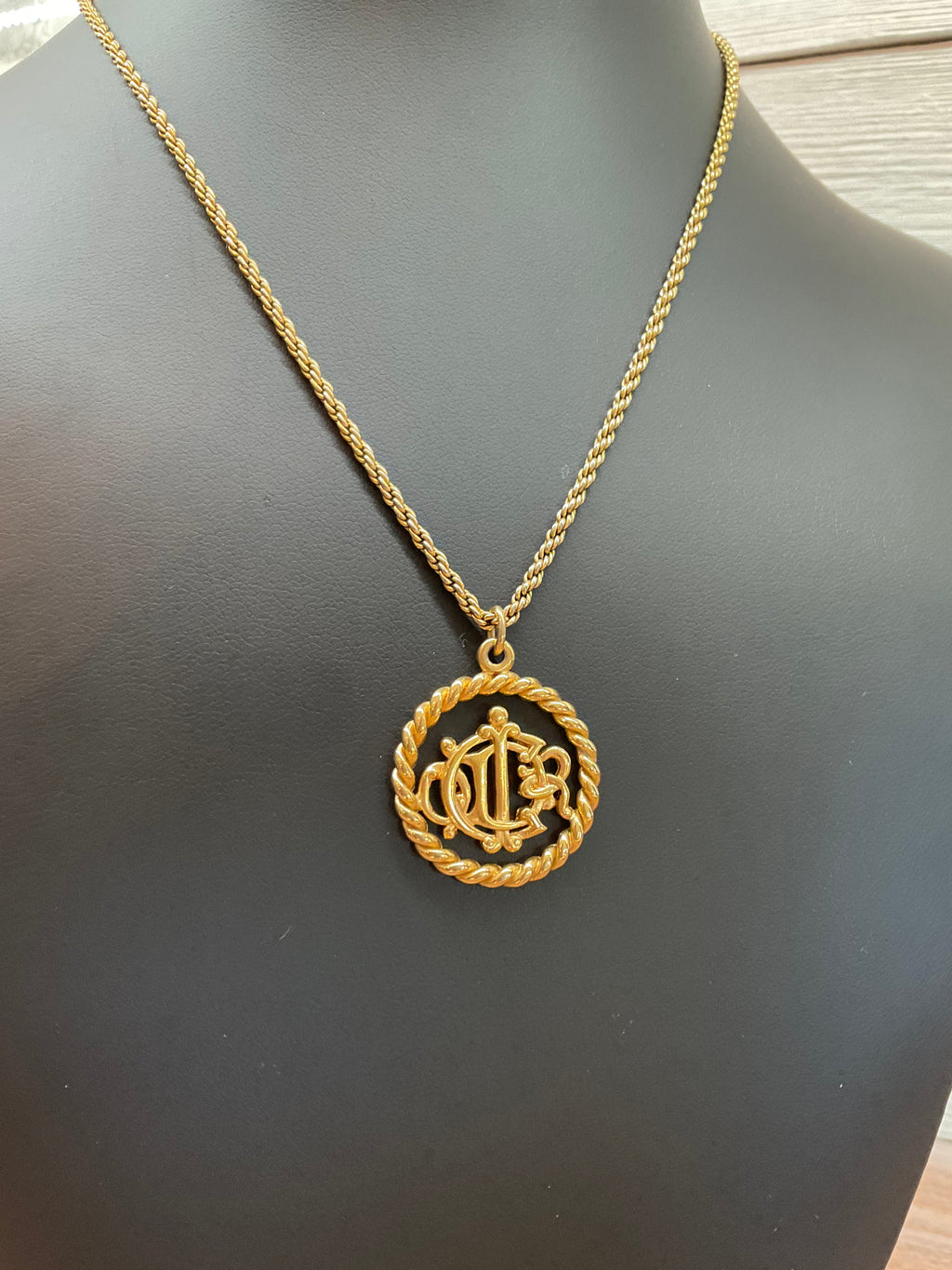 Vintage Dior Medallion Necklace - Antique Gold