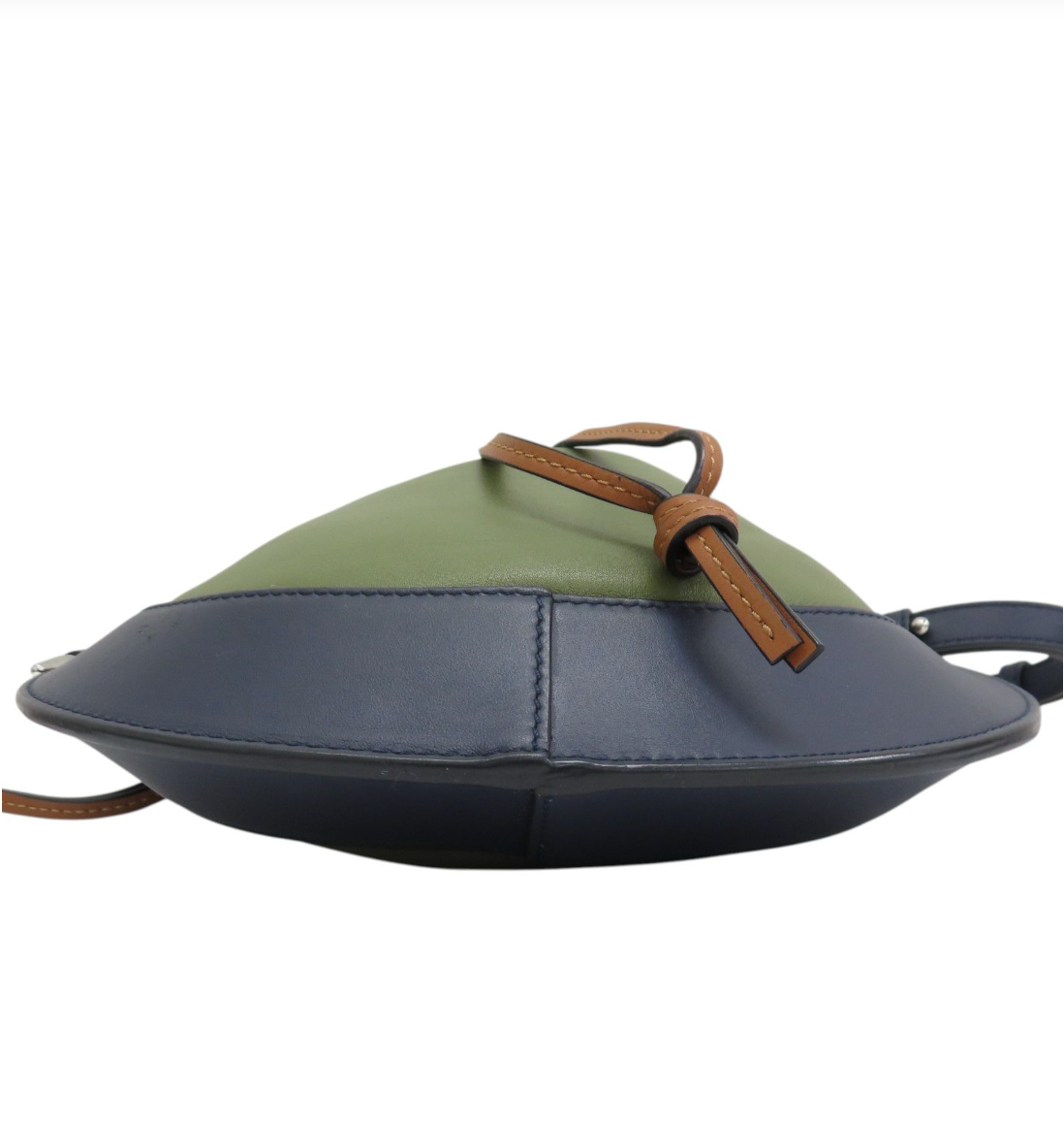 6640 - Loewe Horseshoe Shoulder Bag