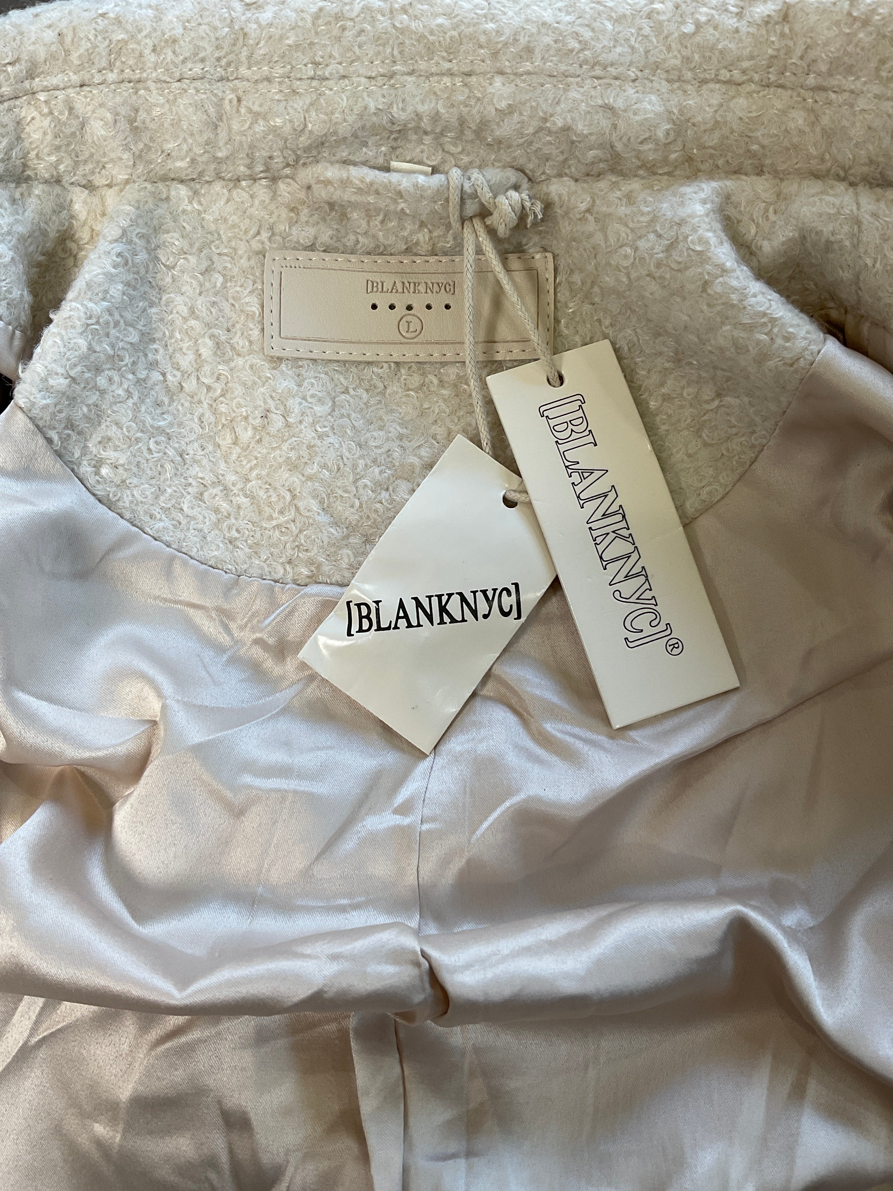BLANKNYC Bouclé Crop Shacket Beige - NWT (Retail $148) - Size L