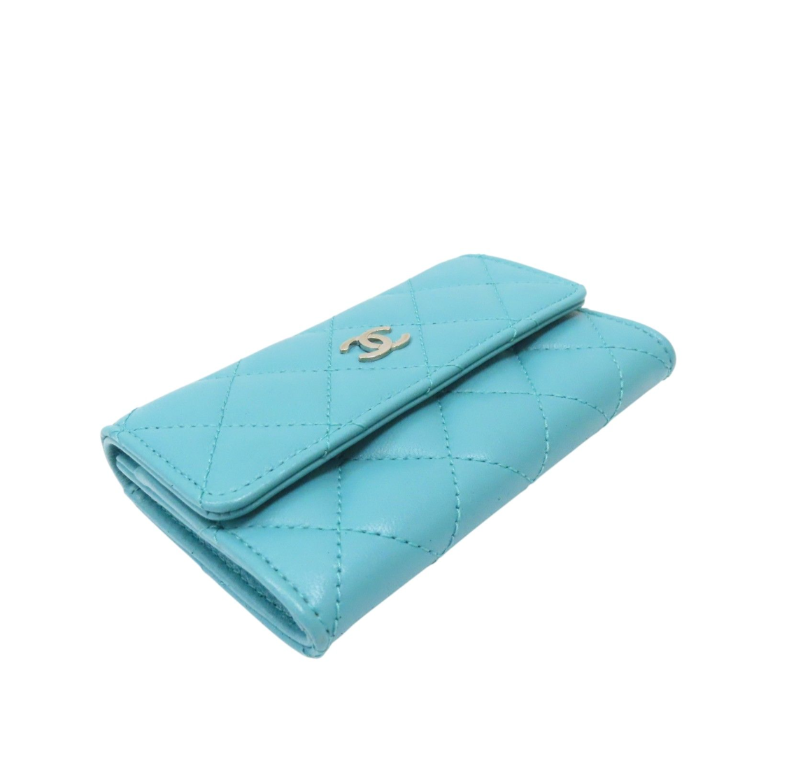 6635 - Chanel Card Wallet Quilted Lambskin