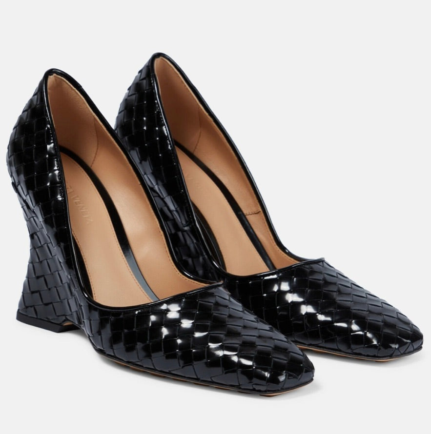 Bottega Veneta Comet Slip On Woven Wedge Pumps - Size 41 - NWT