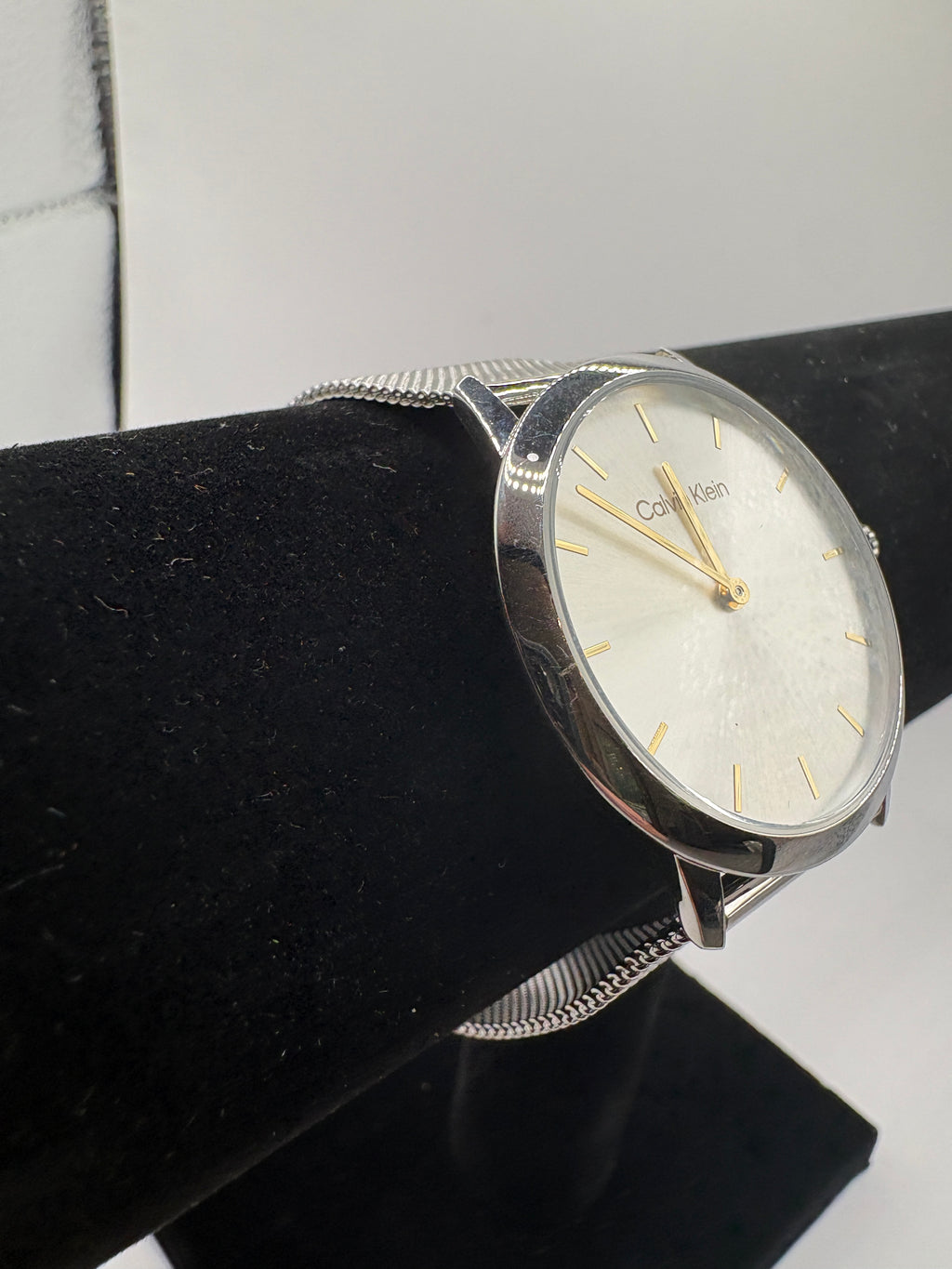 Calvin Klein Exceptional 25300001 Silver Mesh Watch