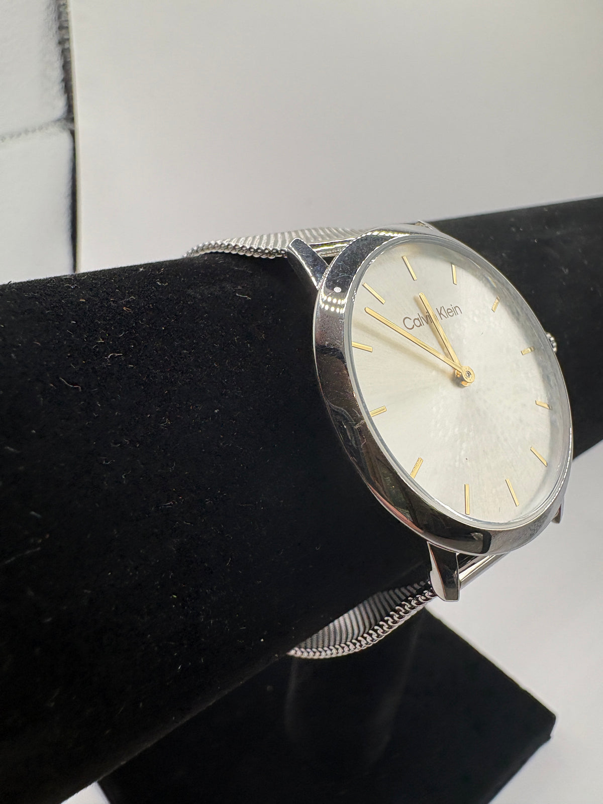 Calvin Klein Exceptional 25300001 Silver Mesh Watch