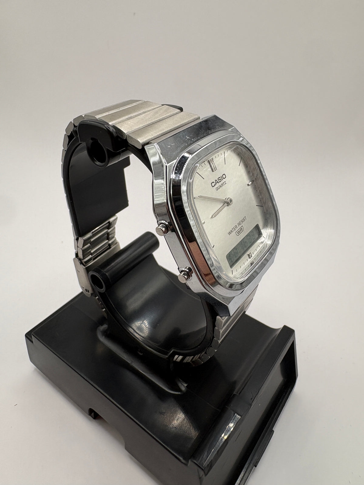Casio AQ-240E-7A Silver Analog-Digital Stainless Steel Watch