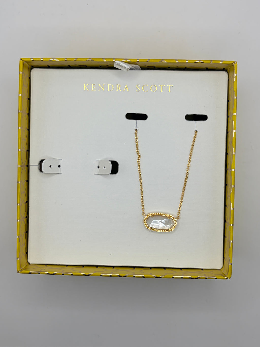Kendra Scott Elisa Gold Pendant Necklace in Ivory Mother-of-Pearl - NIB