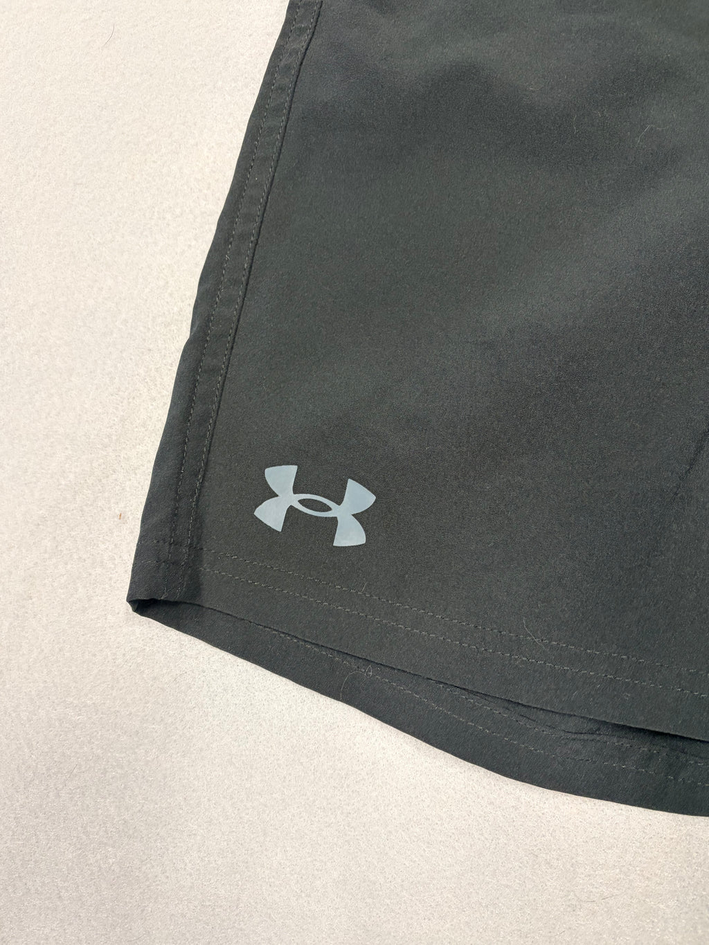 Under Armour Black Athletic Shorts YXL Drawstring Waist UA Logo
