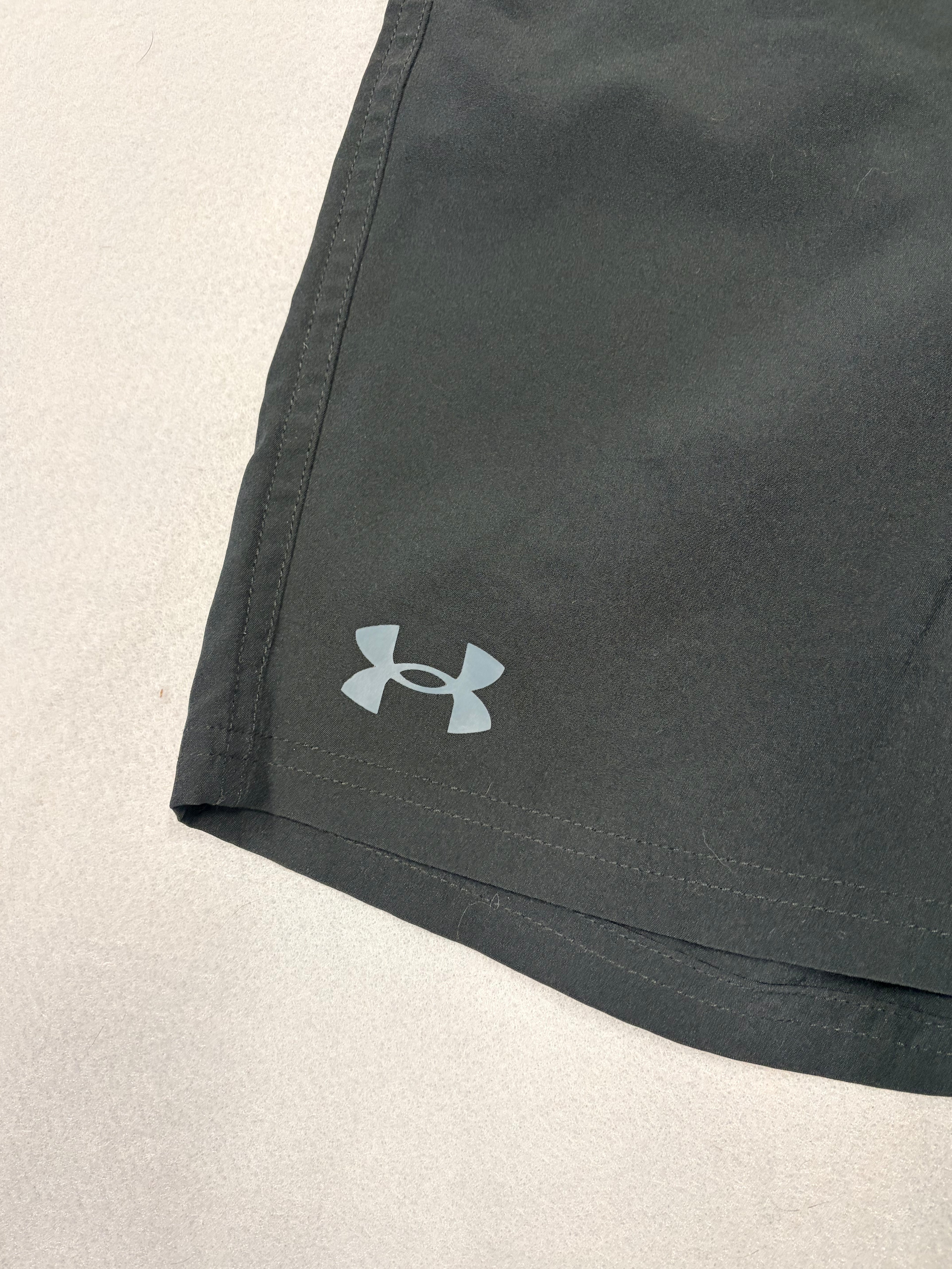 Under Armour Black Athletic Shorts YXL Drawstring Waist UA Logo