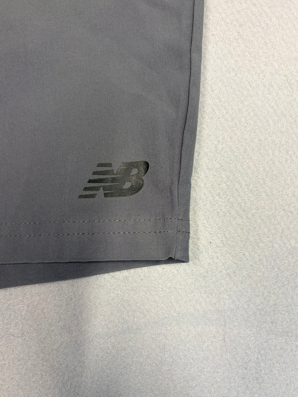 New Balance Men's Athletic Shorts XL Gray Reflective NB Logo