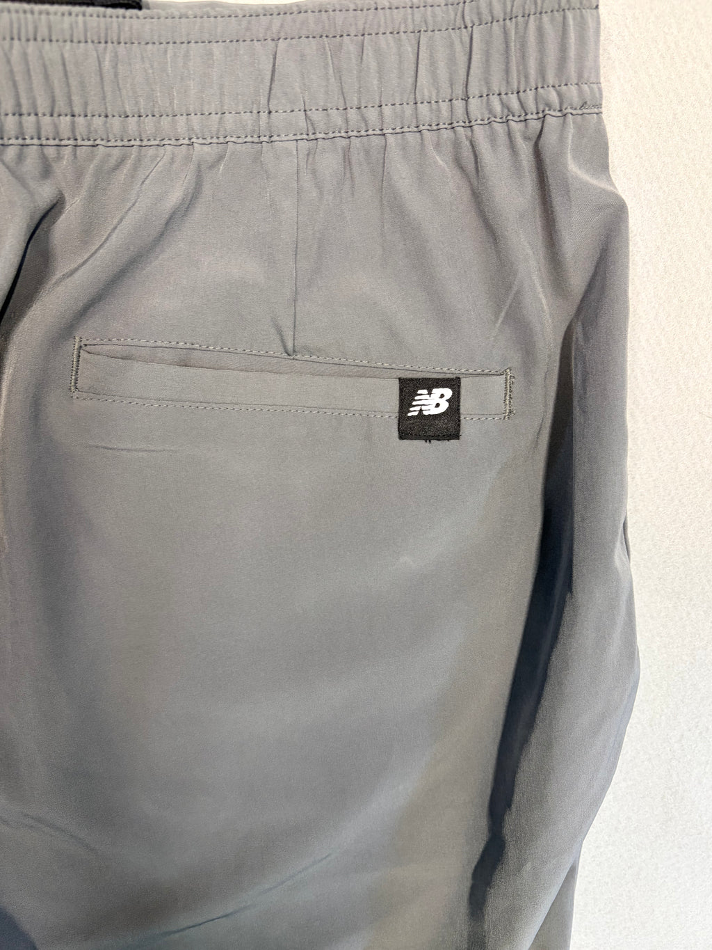 New Balance Men's Athletic Shorts XL Gray Reflective NB Logo