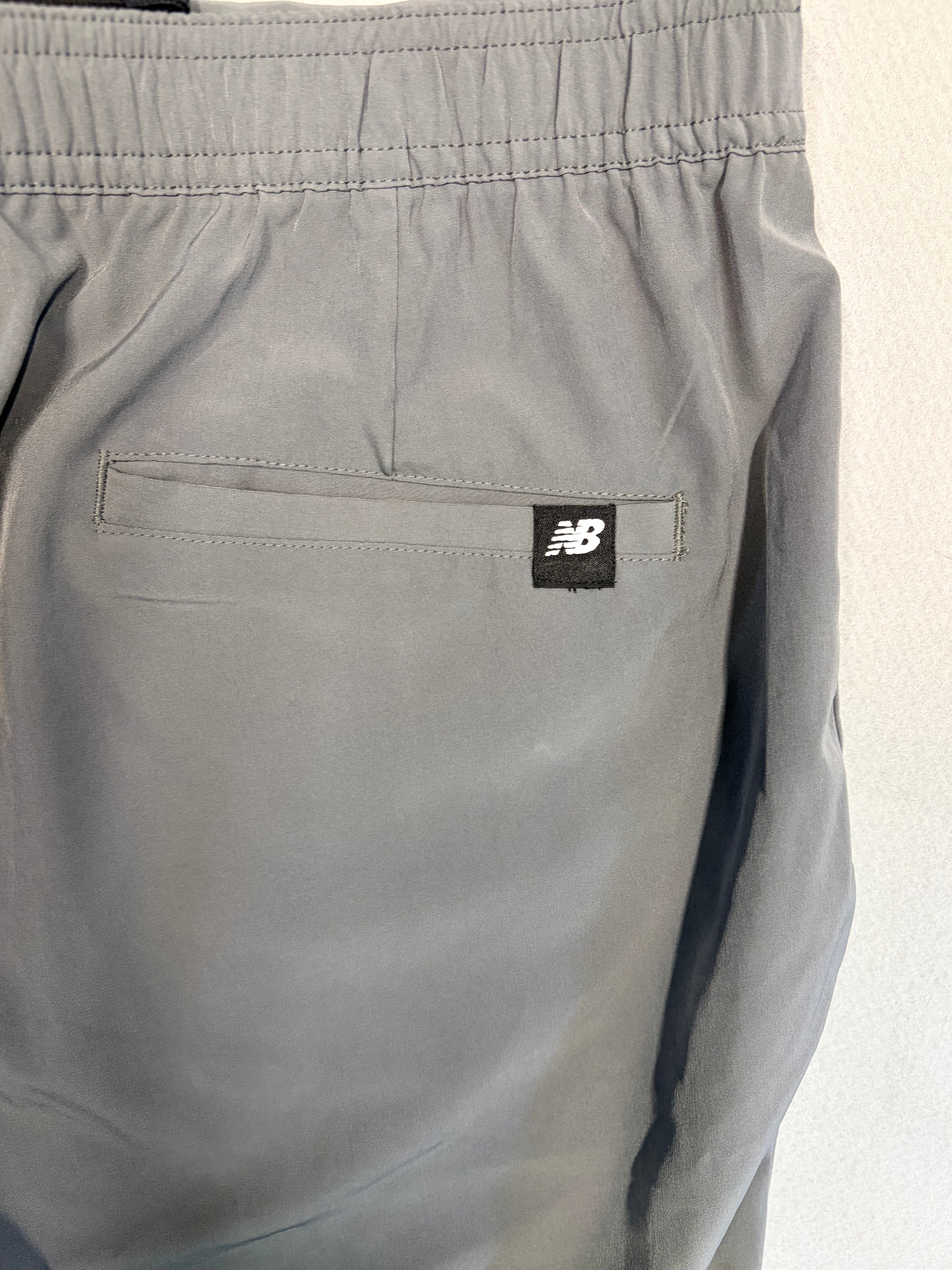 New Balance Men's Athletic Shorts XL Gray Reflective NB Logo
